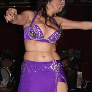 dina belly dancer nude back sexy 24