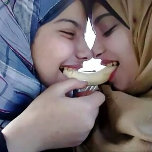 muslima arab hijab girls lesbian kisses tongue fngml 10