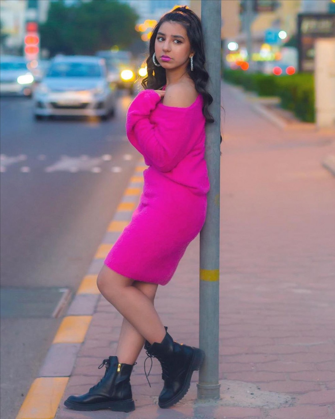 Ghrour Safar Pink Dress Teen Girl Photo 03
