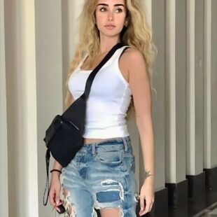 Hannah el zahed ripped jeans nude legs sexy