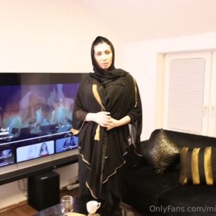 ميرا النوري فيلم الخادمة الجزء الاول